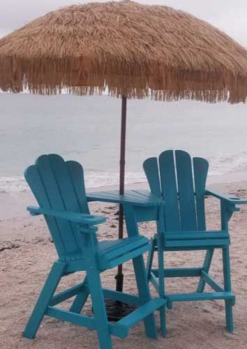 ITOF - Captain's Laguna chair with umbrella holder